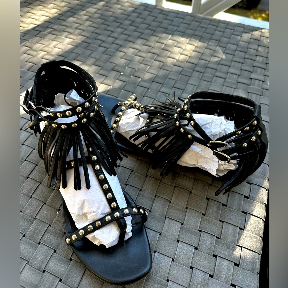 Saint Laurent Paris Gladiator sandal. Fits 11 best although Sz 42. GORGEOUS💫